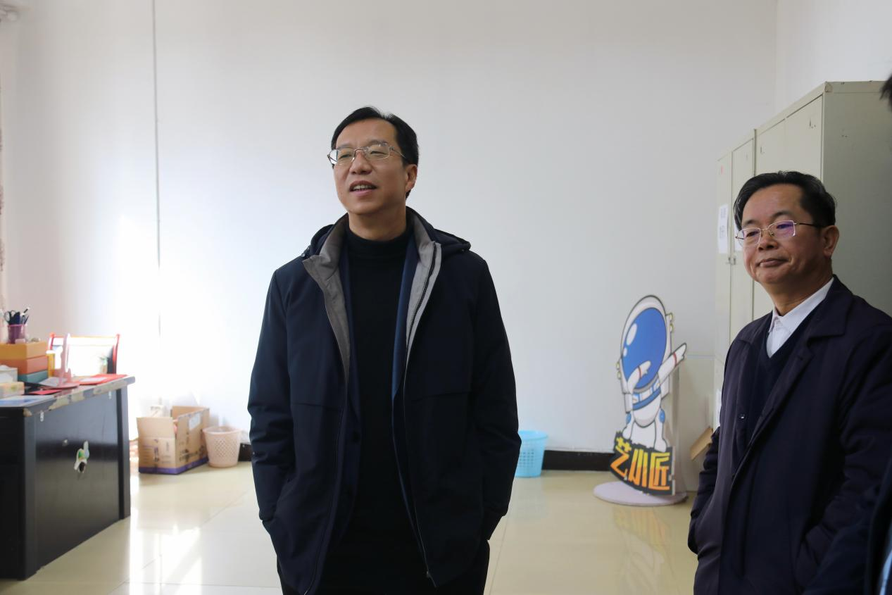 AkWT_1740645303174037940.png