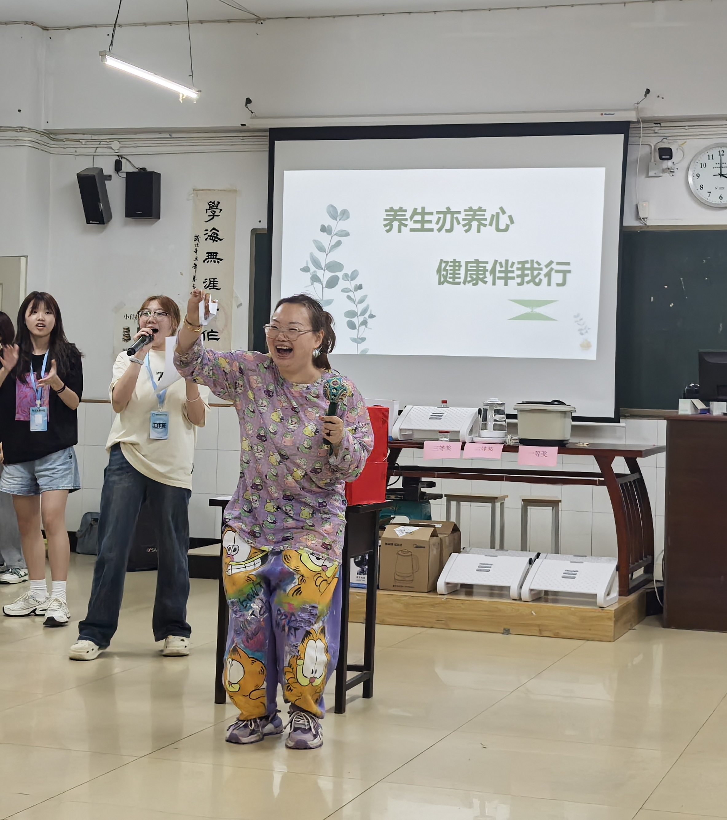 lwUf_1749116057606025410.jpg